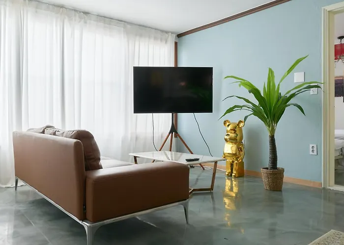 Hapjeong Station Exit7 Each Room, Living Room, Air Conditioning Modern House 別墅 *